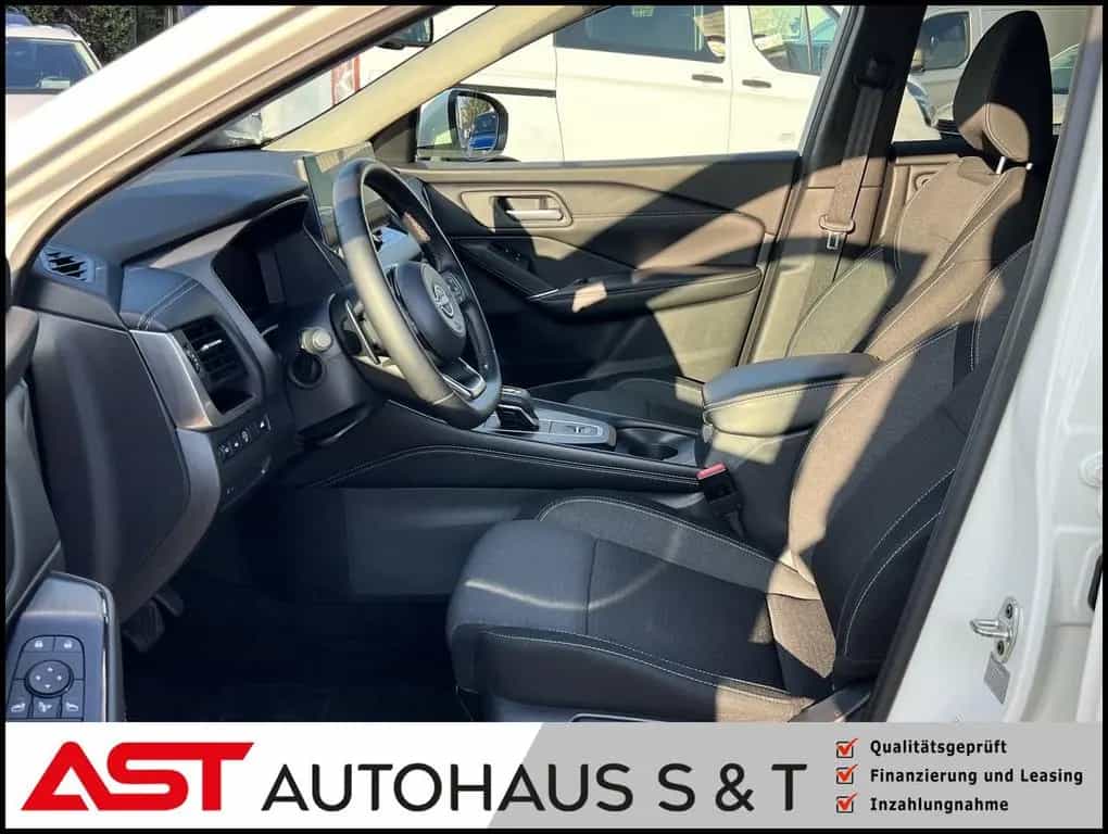 Nissan Qashqai 1.3 DIG-T N-Connecta *Navi*LED*360°Cam* 01/2024-photo-4