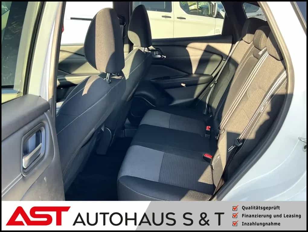Nissan Qashqai 1.3 DIG-T N-Connecta *Navi*LED*360°Cam* 01/2024-photo-6