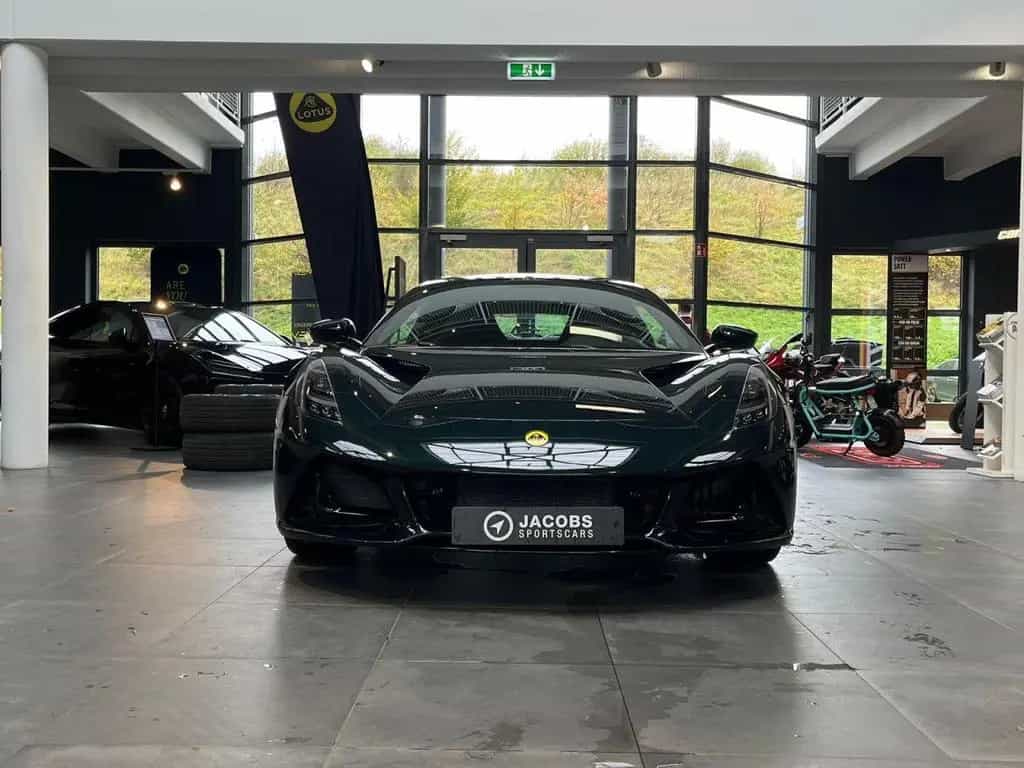 Lotus Emira V6 SE null-photo-1