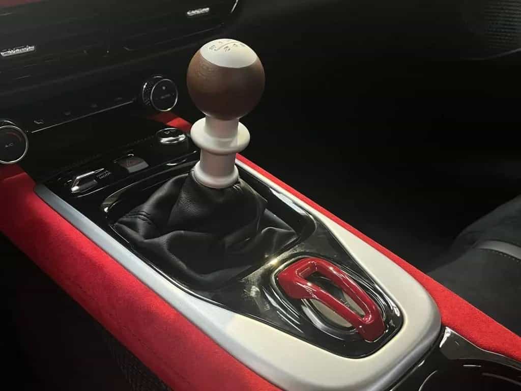 Lotus Emira V6 Clark Edition 1/60 null-photo-16