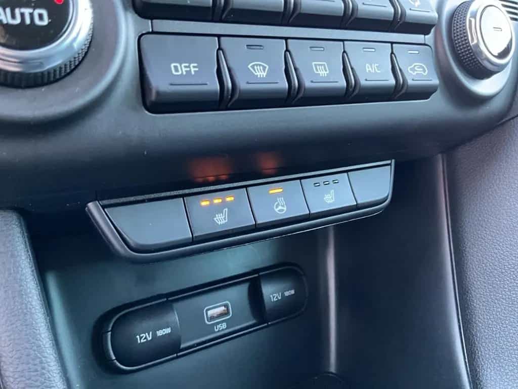 Kia Sportage Black Edition 1.6T Navi Kamera Totwinke 05/2021-photo-17