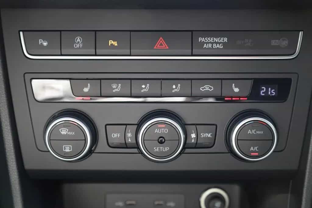 Seat Ateca 1.5 Style DSG LED Tempomat Lenkradheizung 06/2021-photo-16