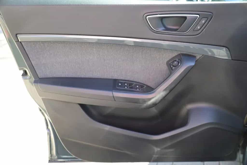 Seat Ateca 1.5 Style DSG LED Tempomat Lenkradheizung 06/2021-photo-26