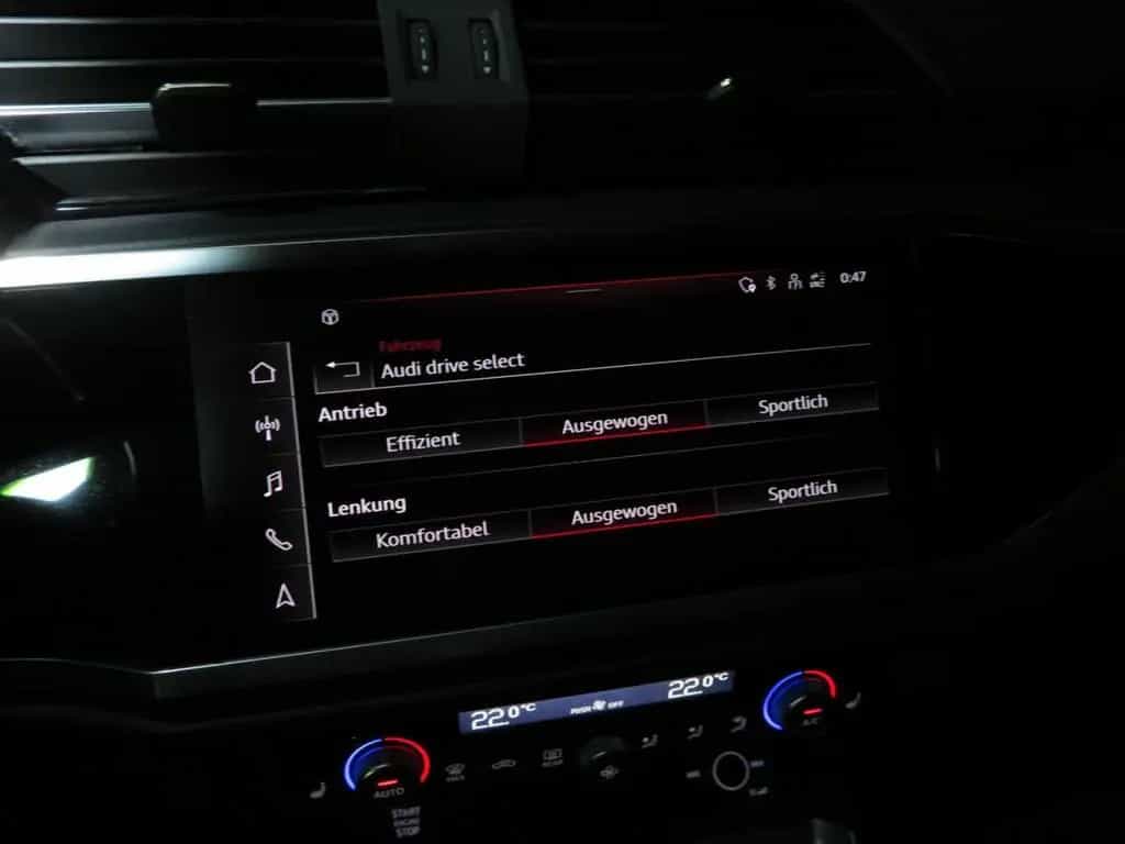 Audi Q3 40 TDI 2.0 SCR quattro S tronic S line Navi 09/2021-photo-38