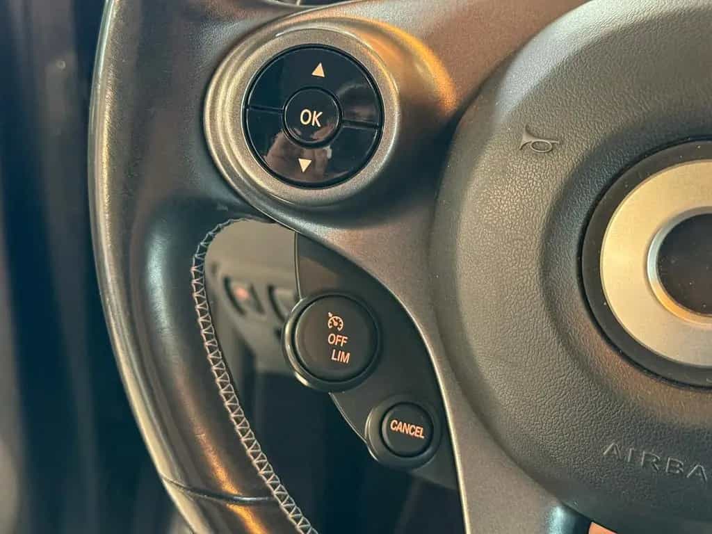 Smart ForTwo Cabrio Brabus | JBL | Sitzheiz. | uvm. 12/2016-photo-39
