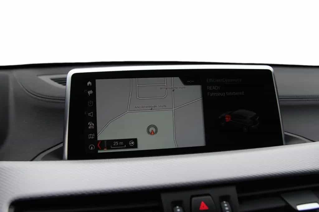 BMW X1 xDrive 18 d M Sport/LED/PDC/AHK/Keyless 09/2019-photo-10