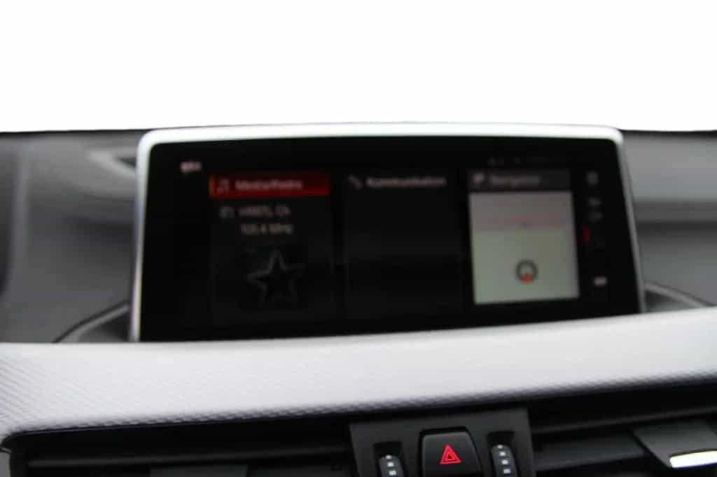 BMW X1 xDrive 18 d M Sport/LED/PDC/AHK/Keyless 09/2019-photo-11
