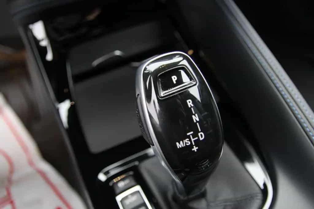 BMW X1 xDrive 18 d M Sport/LED/PDC/AHK/Keyless 09/2019-photo-14