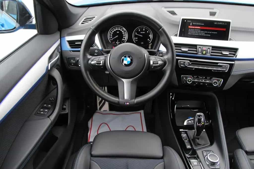 BMW X1 xDrive 18 d M Sport/LED/PDC/AHK/Keyless 09/2019-photo-8