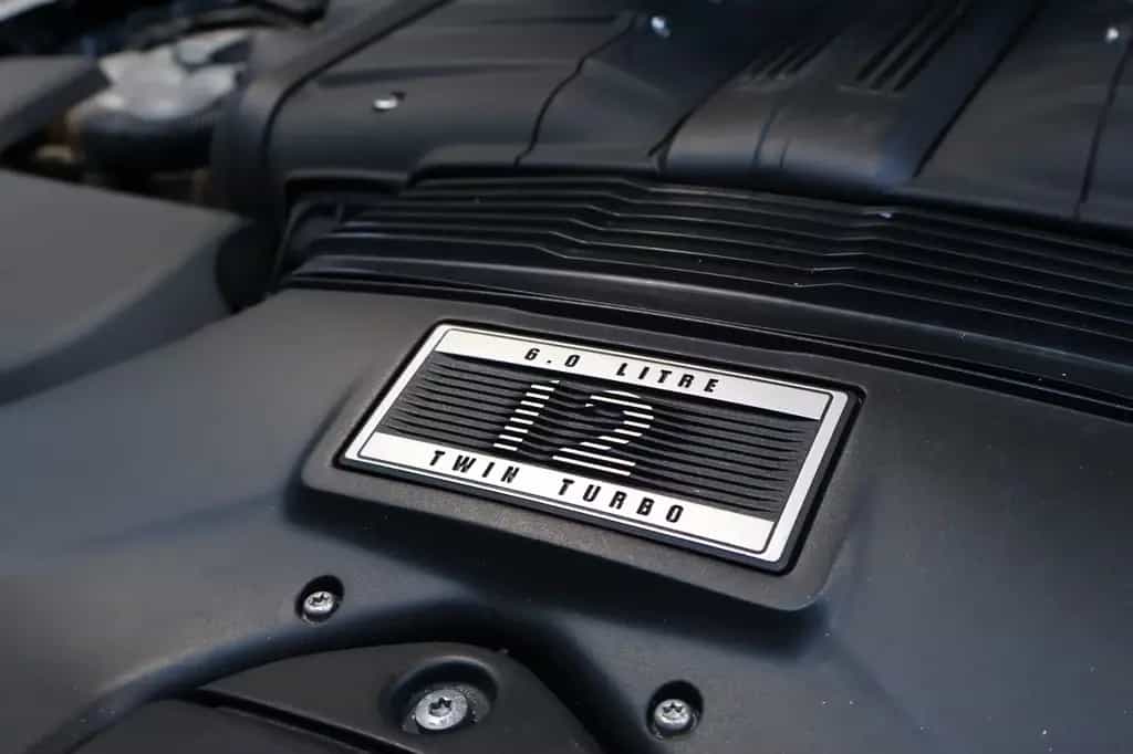 Bentley Bentayga 6.0 W12 4WD/SOFTCLOSE/PANO/LED/MASSAGE 07/2018-photo-11