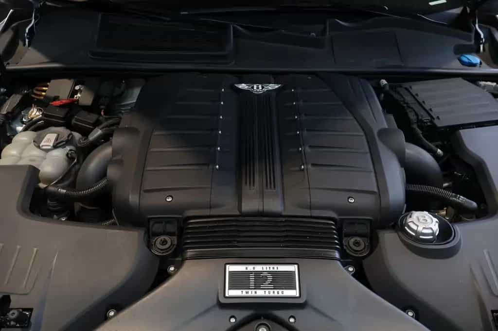 Bentley Bentayga 6.0 W12 4WD/SOFTCLOSE/PANO/LED/MASSAGE 07/2018-photo-12