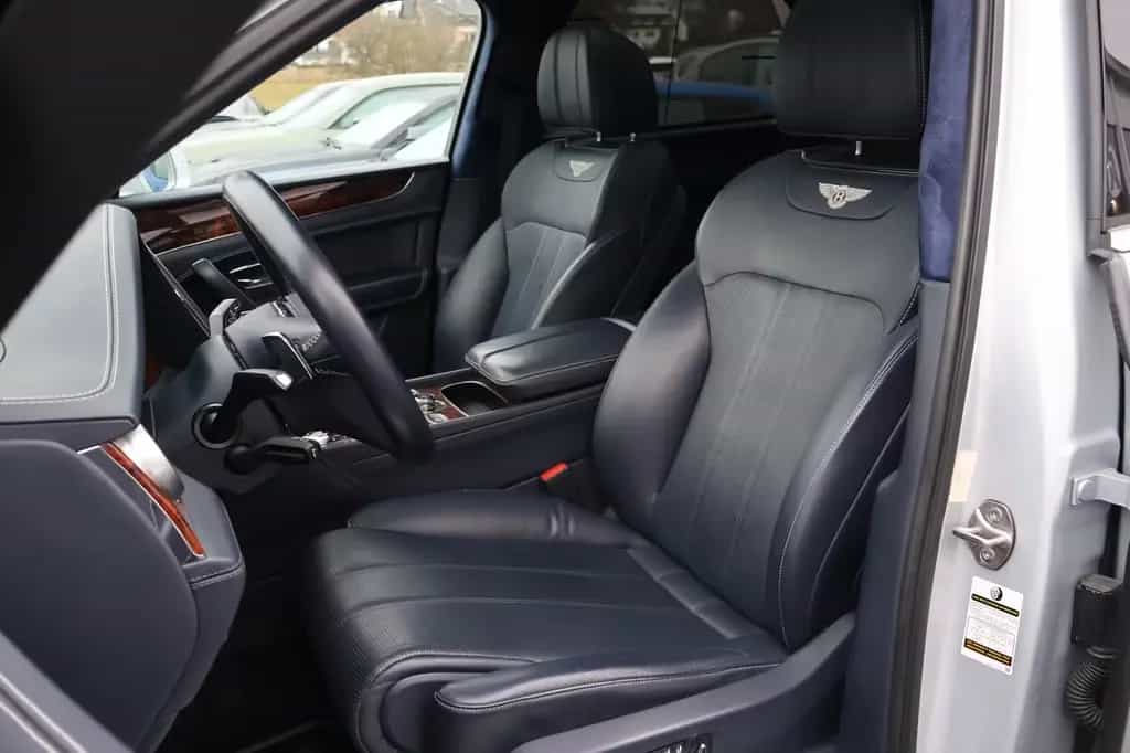 Bentley Bentayga 6.0 W12 4WD/SOFTCLOSE/PANO/LED/MASSAGE 07/2018-photo-13