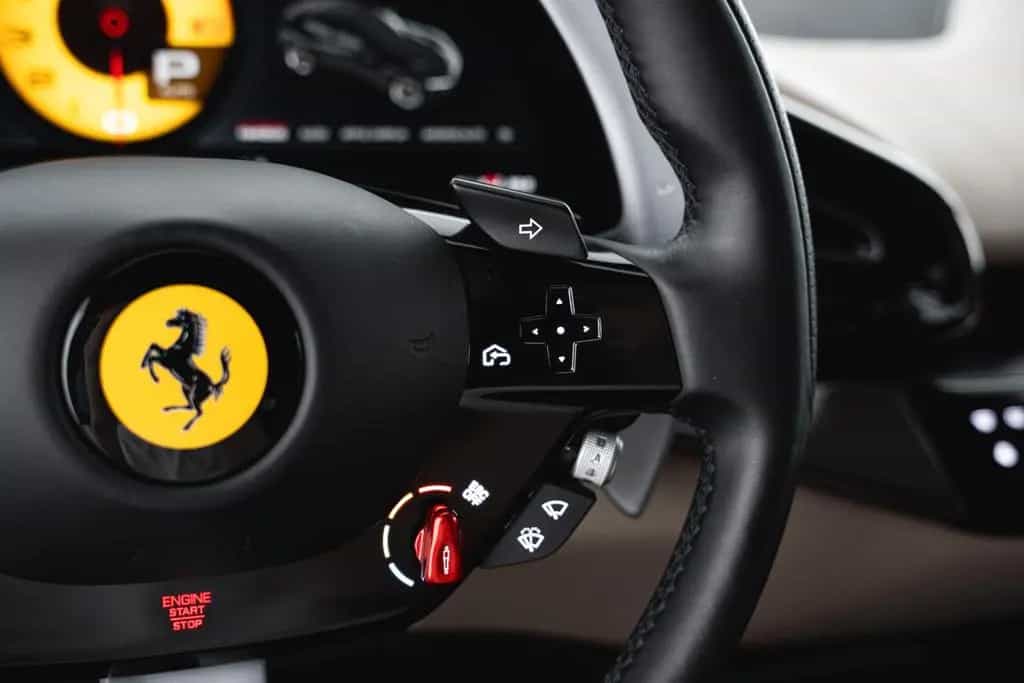Ferrari Purosangue V12 DCT 4WD 12/2023-photo-18