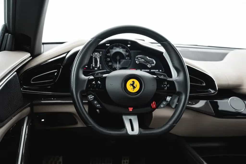 Ferrari Purosangue V12 DCT 4WD 12/2023-photo-32