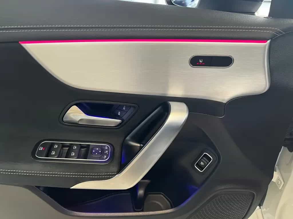 Mercedes-Benz CLA-Class 200 Edition AMG LINE *PANO*AMBIENTE*WIDE* 04/2021-photo-17