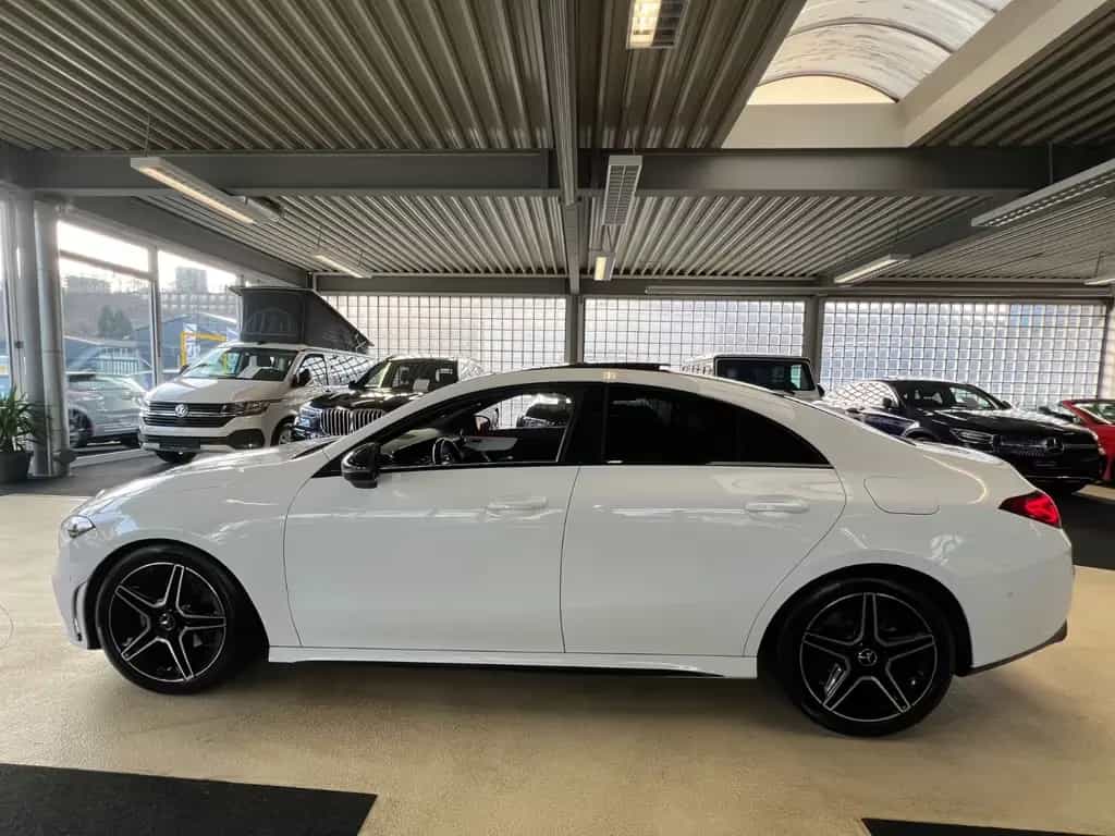 Mercedes-Benz CLA-Class 200 Edition AMG LINE *PANO*AMBIENTE*WIDE* 04/2021-photo-3