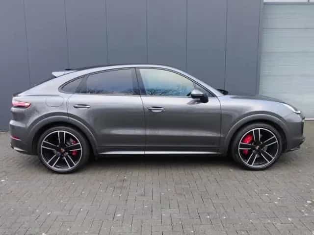 Porsche Cayenne Coupe GTS TECHART 640PS mit Garantie 06/2022-photo-18
