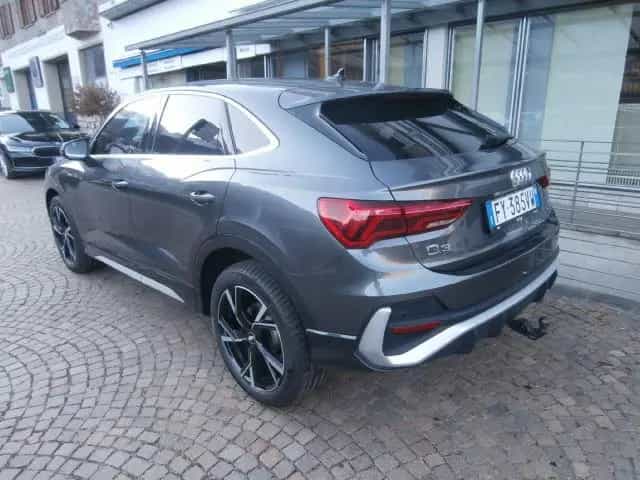 Audi Q3 Sportback 40 TDI quattro S tronic S line 01/2020-photo-5