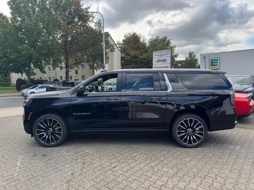 Chevrolet Suburban 6.2l High Country 2026 + 24" + 4 Jahren null-photo-13