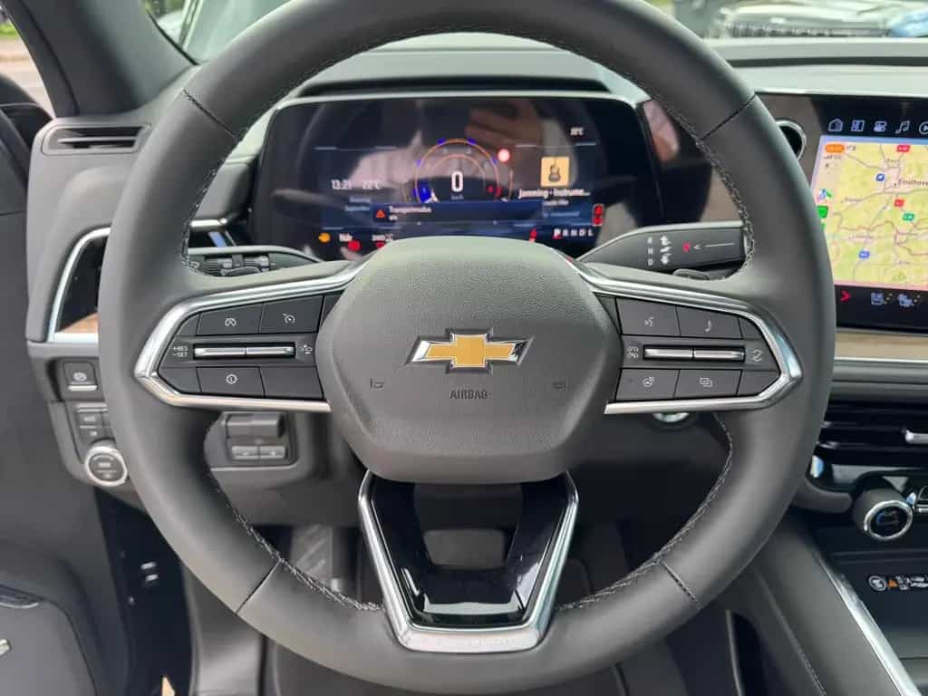 Chevrolet Suburban 6.2l High Country 2026 + 24" + 4 Jahren null-photo-15
