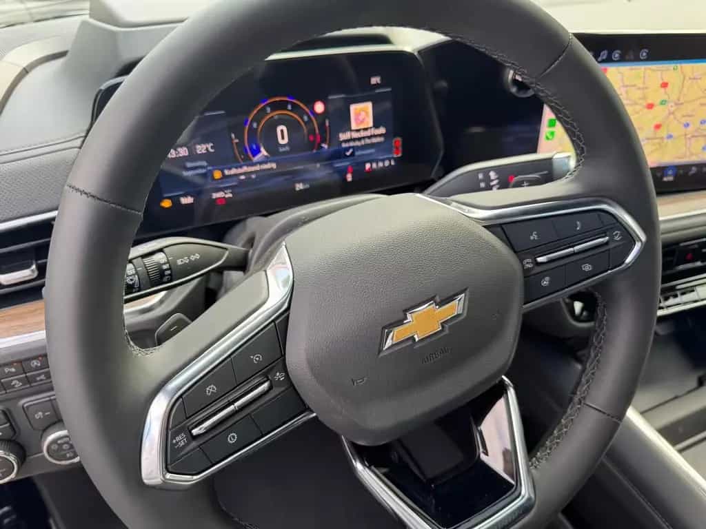 Chevrolet Suburban 6.2l High Country 2026 + 24" + 4 Jahren null-photo-37