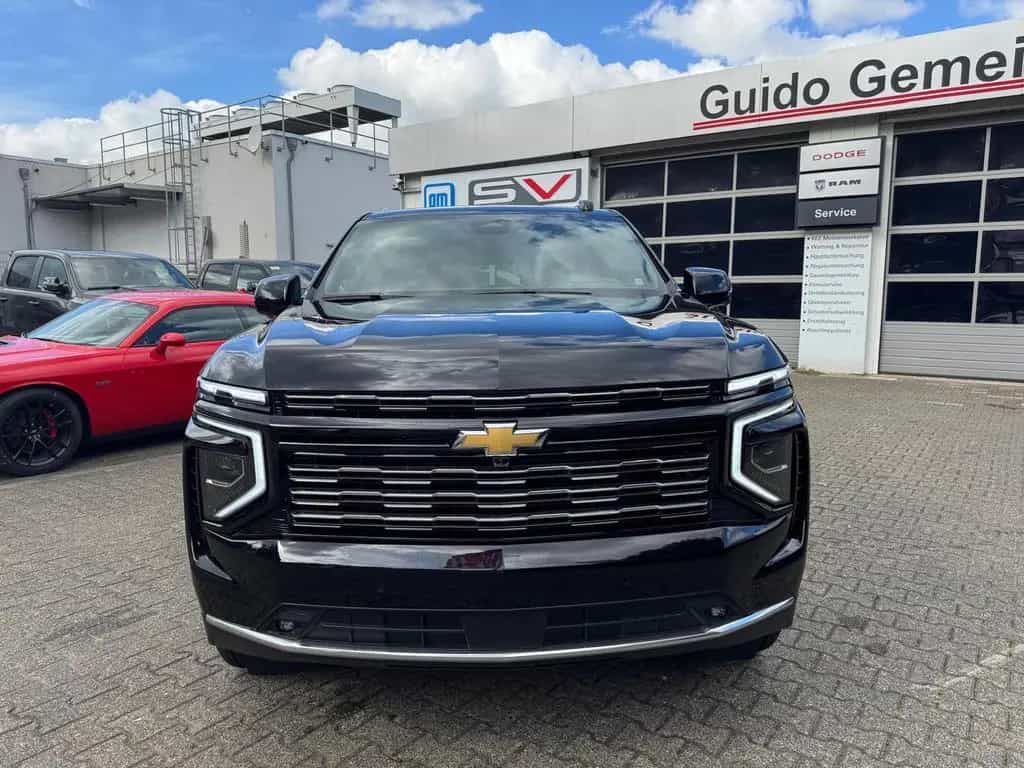 Chevrolet Suburban 6.2l High Country 2026 + 24" + 4 Jahren null-photo-4
