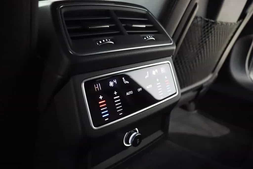 Audi S6 Avant 3.0 TDI quattro HUD*Individuall*21.Zoll 04/2020-photo-33