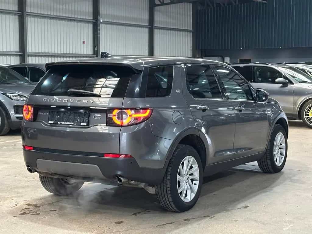 Land Rover Discovery Sport D150 7 SEATS 4WD HSE 05/2019-photo-4