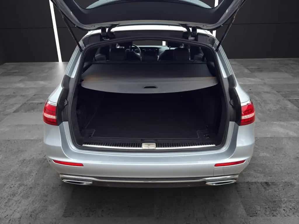 Mercedes-Benz E 200 T Avantgarde DC LED El.Heckklappe Apple Ca 09/2022-photo-10