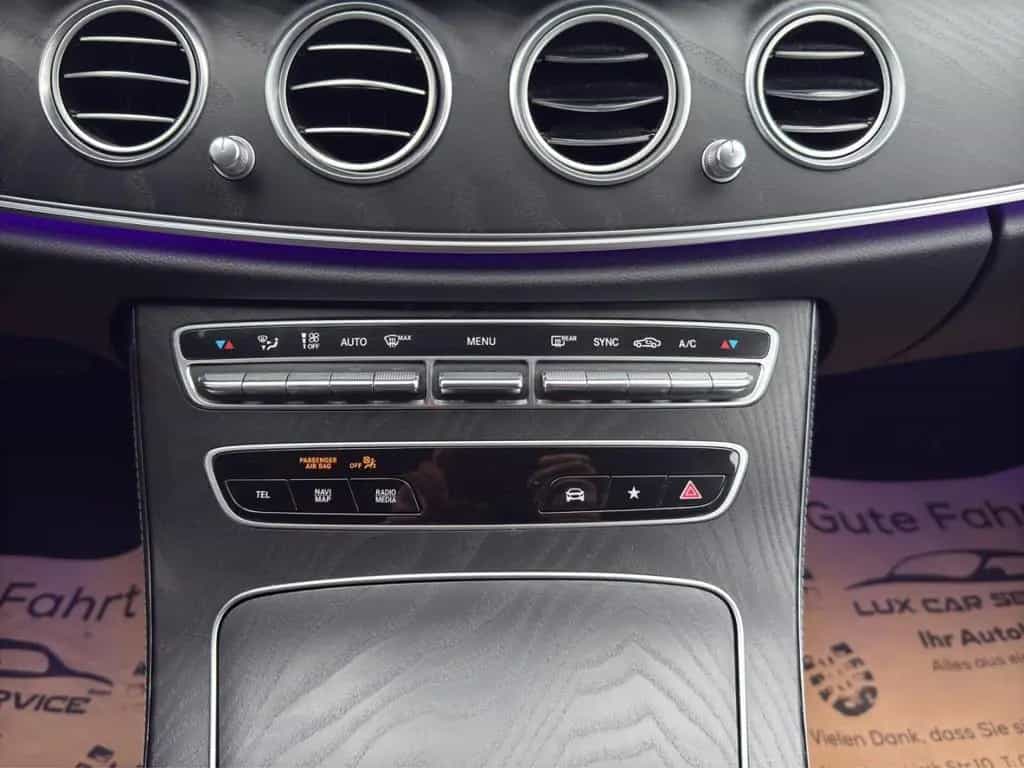 Mercedes-Benz E 200 T Avantgarde DC LED El.Heckklappe Apple Ca 09/2022-photo-16