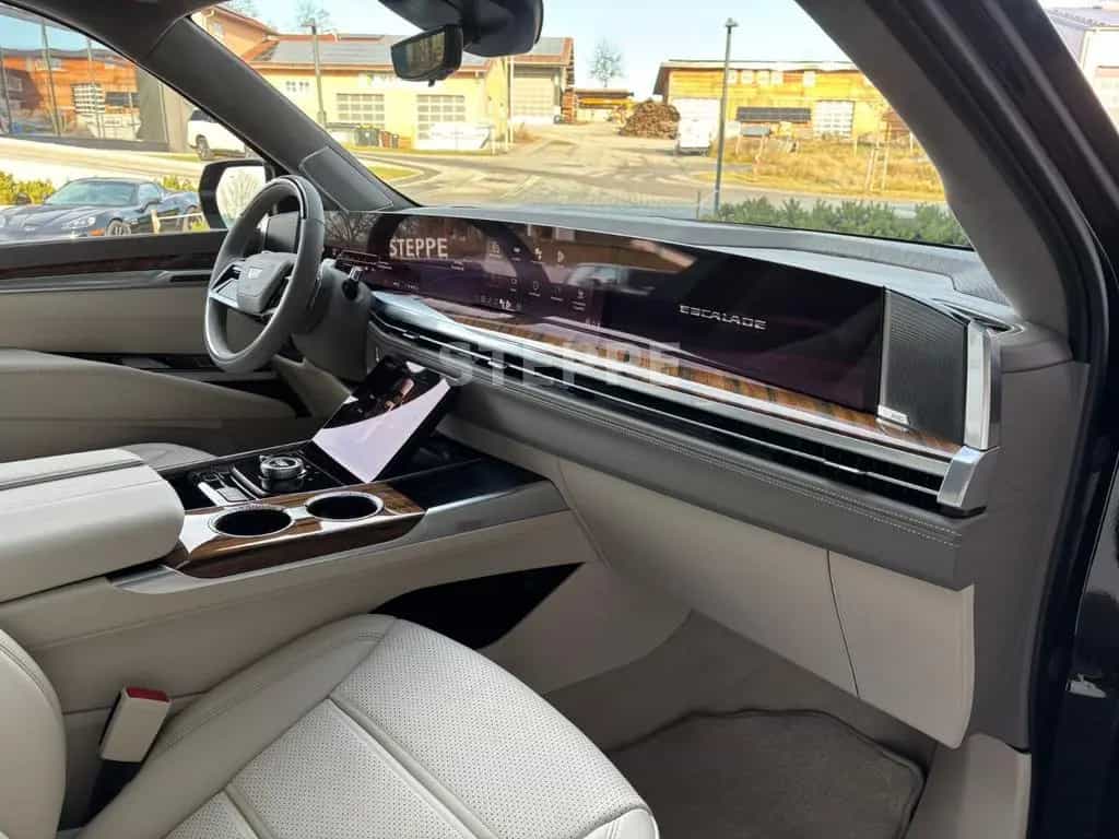 Cadillac Escalade FACELIFT MY26 6.2 V8 ESV Sport Platinum null-photo-10