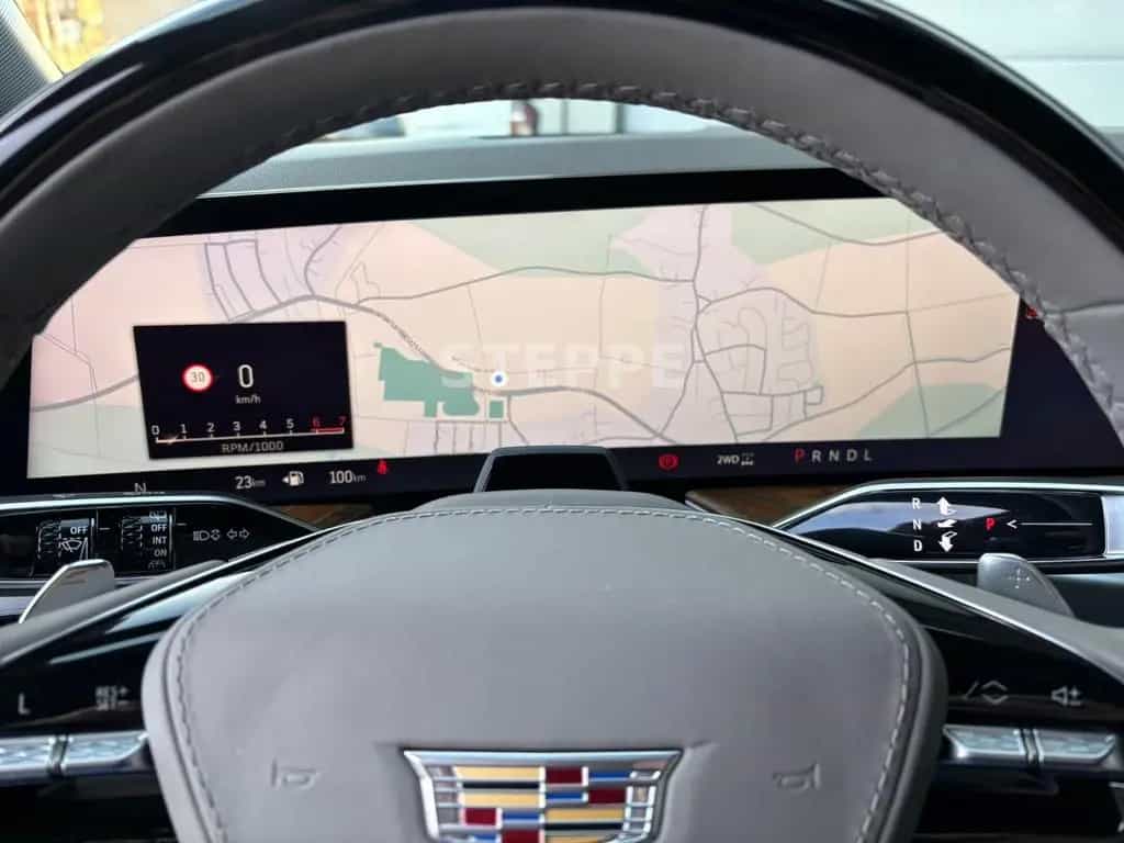 Cadillac Escalade FACELIFT MY26 6.2 V8 ESV Sport Platinum null-photo-19
