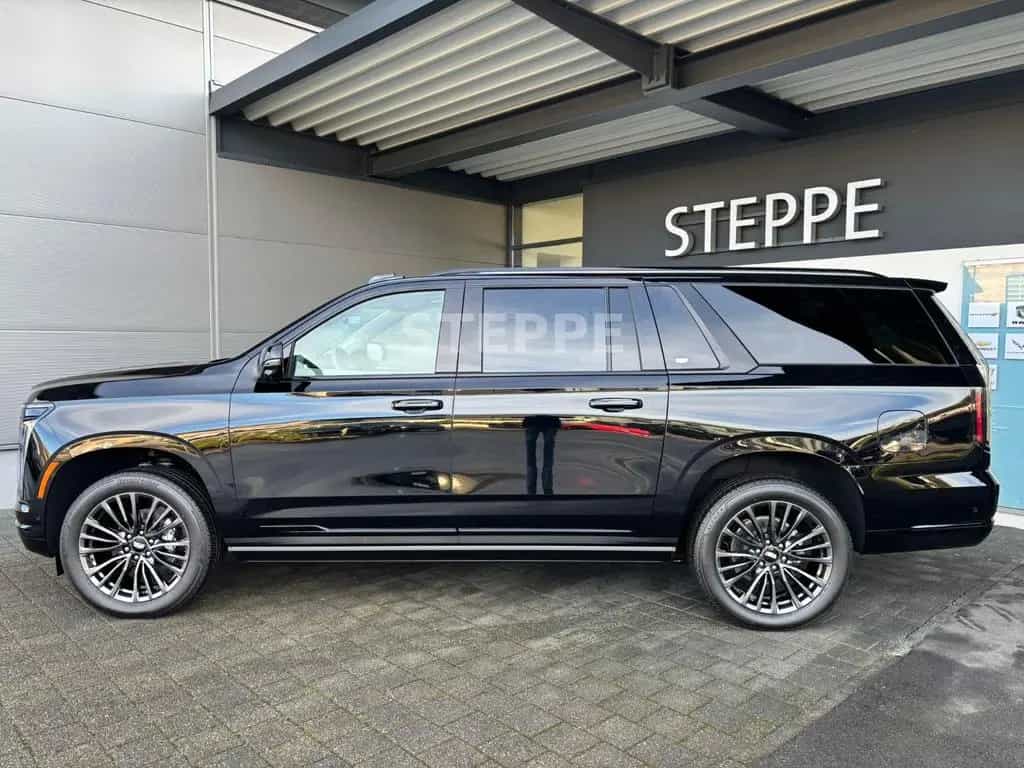 Cadillac Escalade FACELIFT MY26 6.2 V8 ESV Sport Platinum null-photo-2