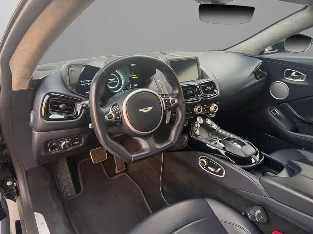 Aston Martin V8 Vantage 4.0 V8 Sonderlackierung Black Pack 01/2022-photo-10