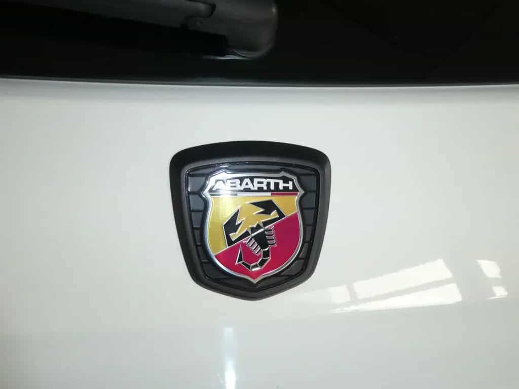 Abarth 595 1.4 T-Jet Competizione (EURO 6d-TEMP) 12/2020-photo-8