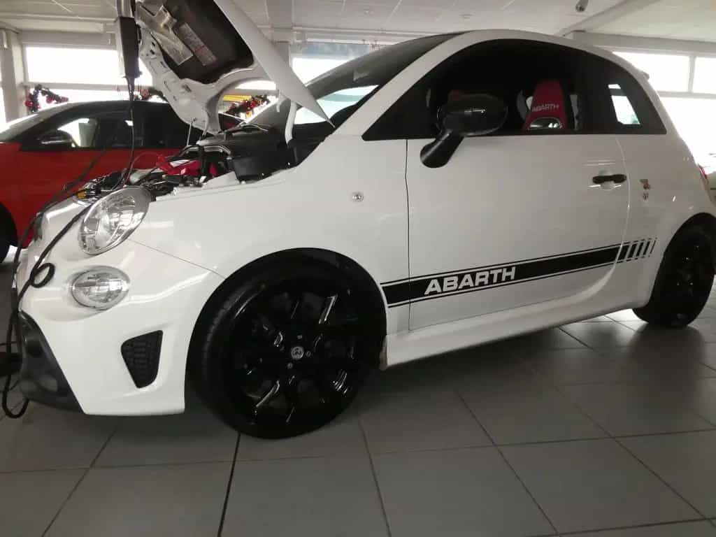 Abarth 595 1.4 T-Jet Competizione (EURO 6d-TEMP) 12/2020-photo-1