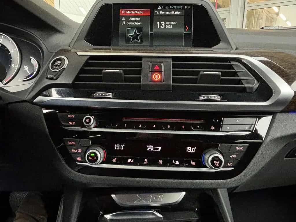 BMW X3 xDrive 20 d xLine AHK NAVI SPURHALTE HUD LED 03/2019-photo-7