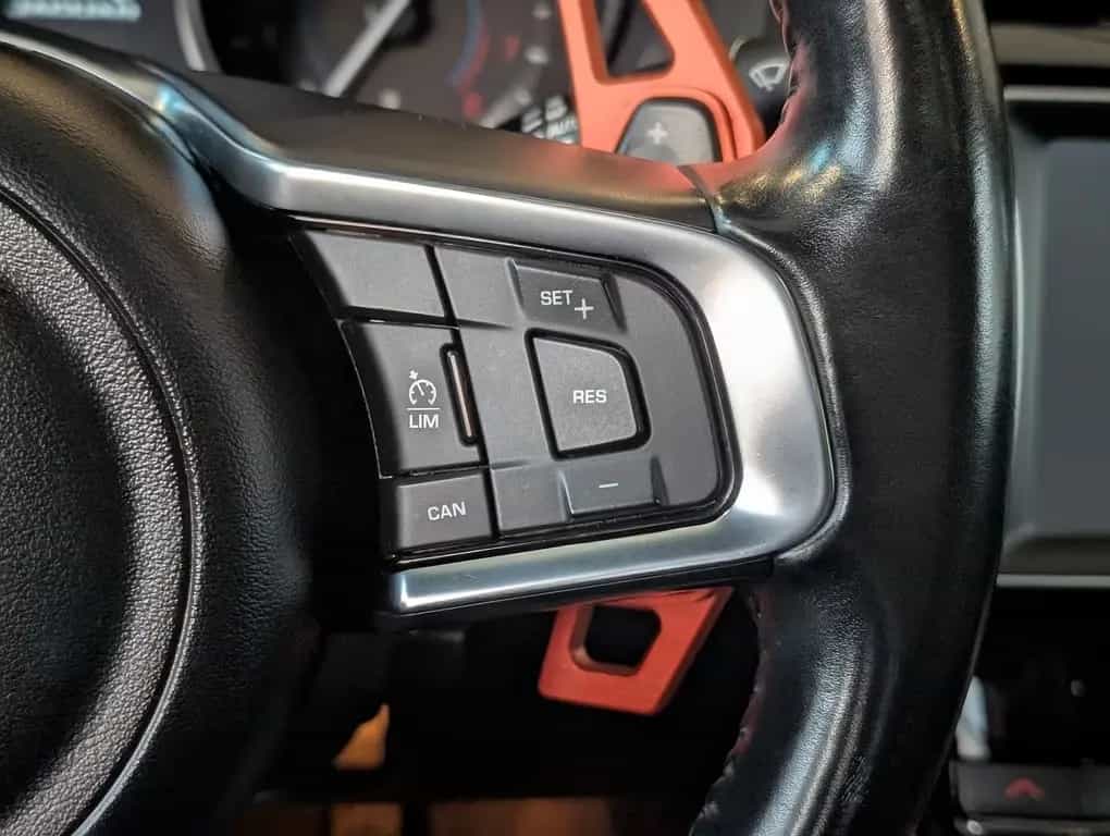 Jaguar XE 25t R-Sport AWD KAMERA Sitzheiz. PANORAMA 01/2017-photo-10