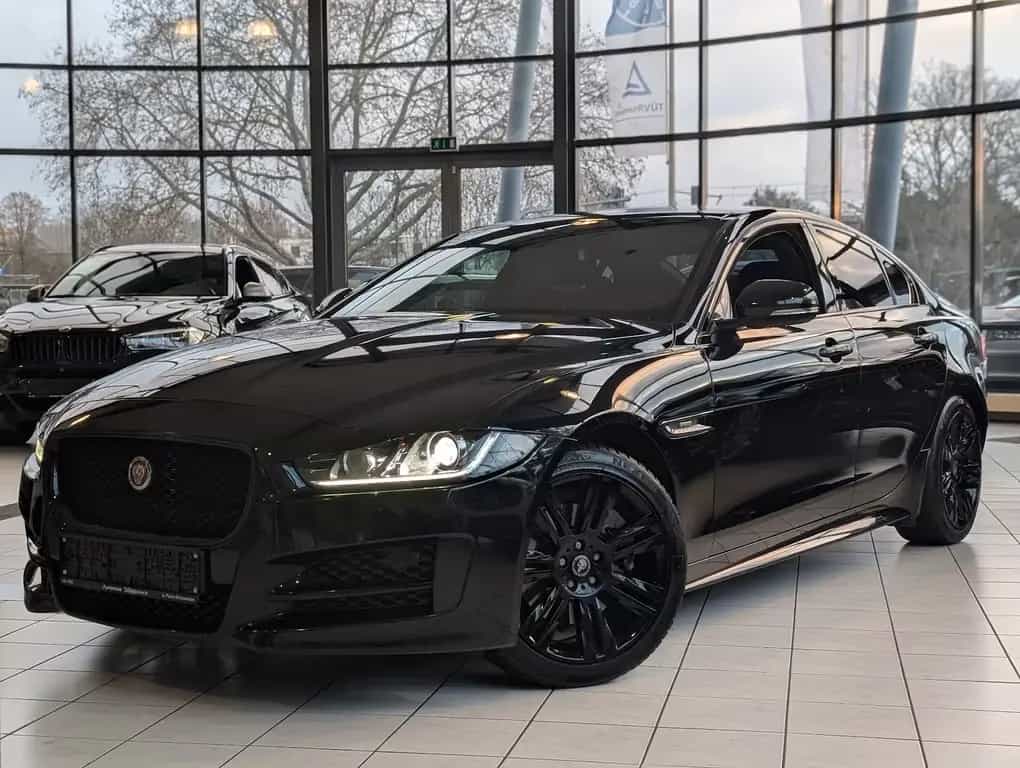 Jaguar XE 25t R-Sport AWD KAMERA Sitzheiz. PANORAMA 01/2017-photo-2