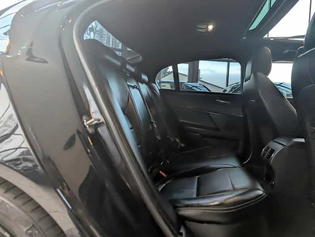 Jaguar XE 25t R-Sport AWD KAMERA Sitzheiz. PANORAMA 01/2017-photo-26