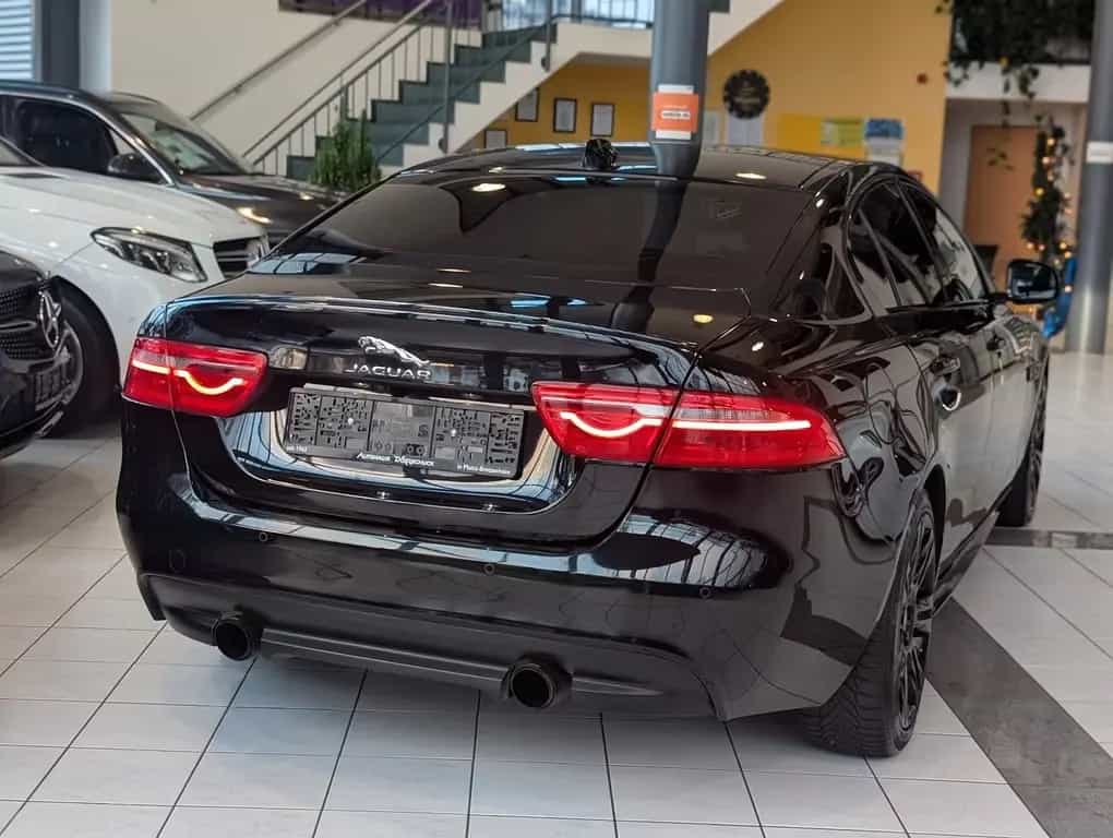 Jaguar XE 25t R-Sport AWD KAMERA Sitzheiz. PANORAMA 01/2017-photo-5