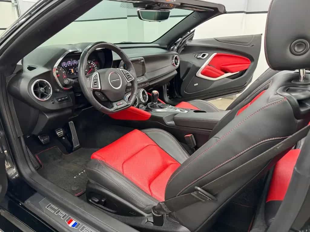 Chevrolet Camaro 6.2 2SS ZL1 Cabrio/Leder Rot/Memory/HUD 07/2019-photo-23