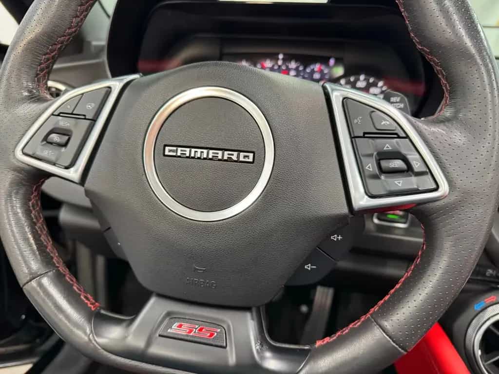 Chevrolet Camaro 6.2 2SS ZL1 Cabrio/Leder Rot/Memory/HUD 07/2019-photo-30
