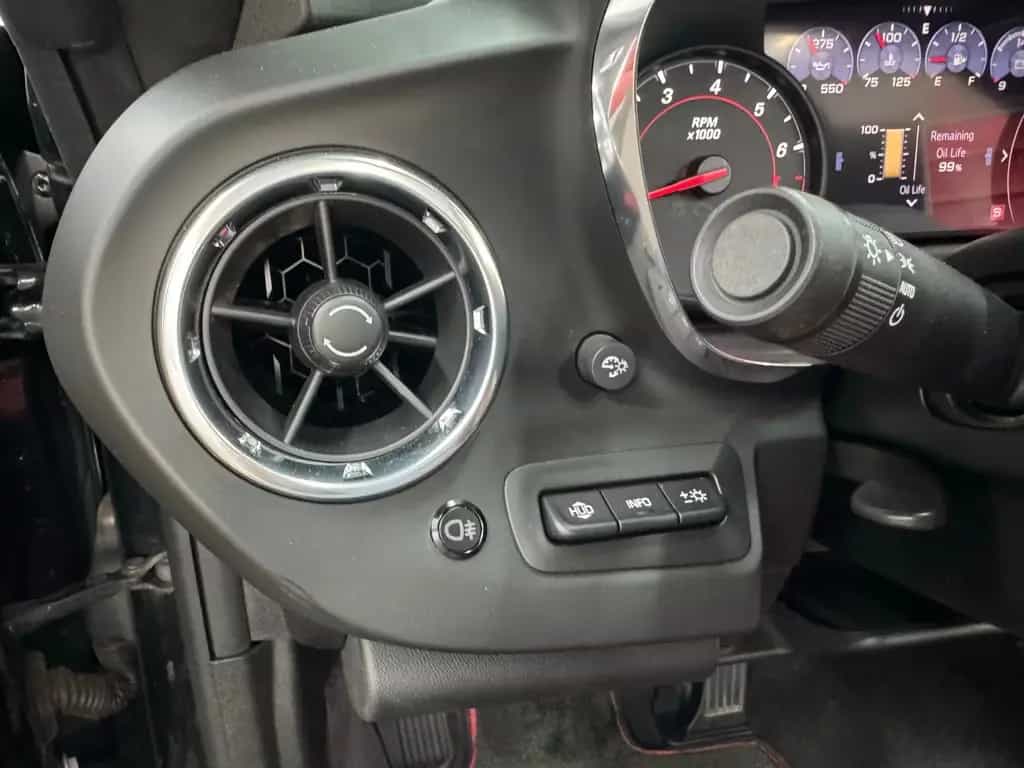 Chevrolet Camaro 6.2 2SS ZL1 Cabrio/Leder Rot/Memory/HUD 07/2019-photo-35