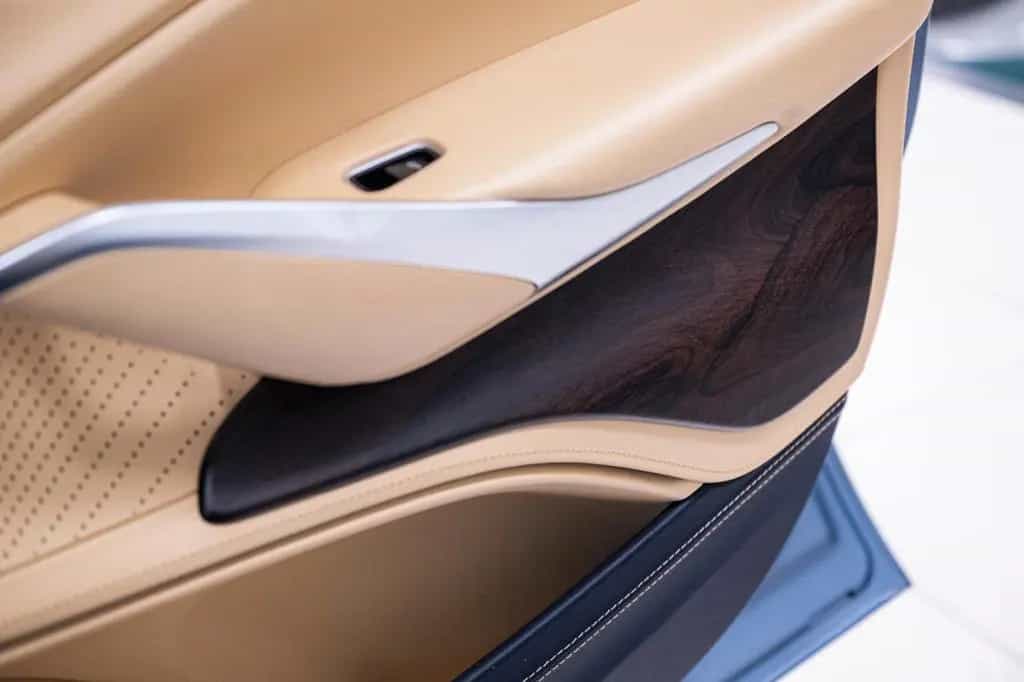 Aston Martin DBX | 4.0 V8 | First Owner | Concours Blue | 02/2021-photo-18