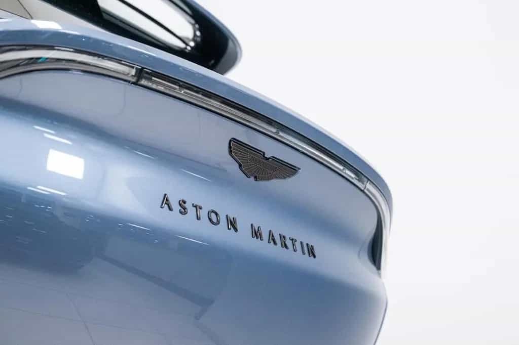 Aston Martin DBX | 4.0 V8 | First Owner | Concours Blue | 02/2021-photo-23