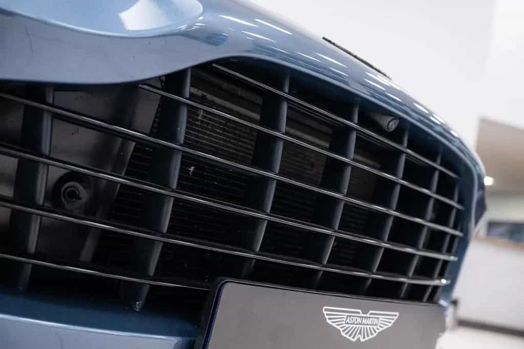 Aston Martin DBX | 4.0 V8 | First Owner | Concours Blue | 02/2021-photo-6