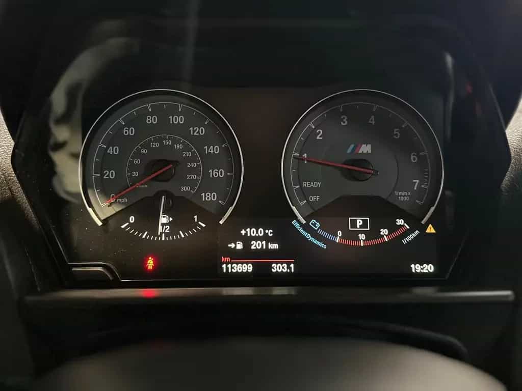 BMW M2 Coupé DKG / Navi / M-drivers Package 07/2017-photo-14