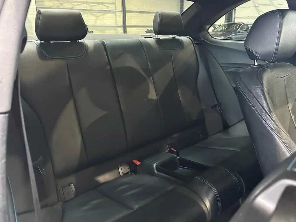 BMW M2 Coupé DKG / Navi / M-drivers Package 07/2017-photo-19
