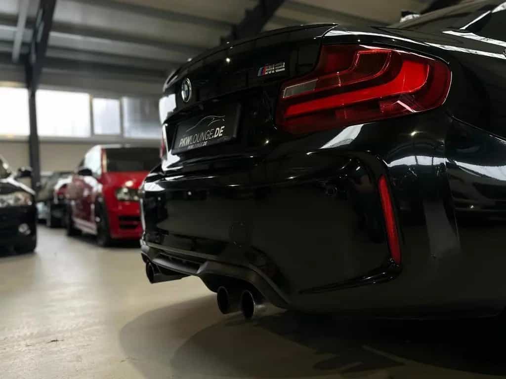BMW M2 Coupé DKG / Navi / M-drivers Package 07/2017-photo-21